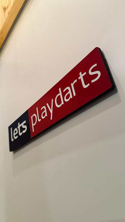 Darts classic “Let’s play darts” wooden plaque